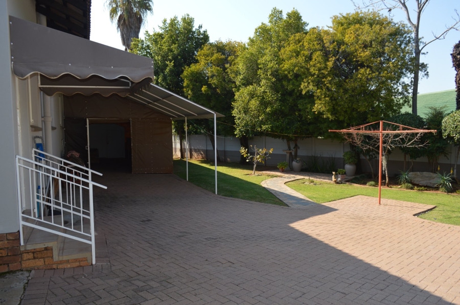 3 Bedroom Property for Sale in Wilkoppies North West